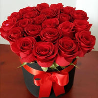 VR-Two Dozen red roses in a box