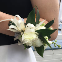 Pure white Corsage & Boutonnier