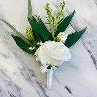 Pure white Corsage & Boutonnier