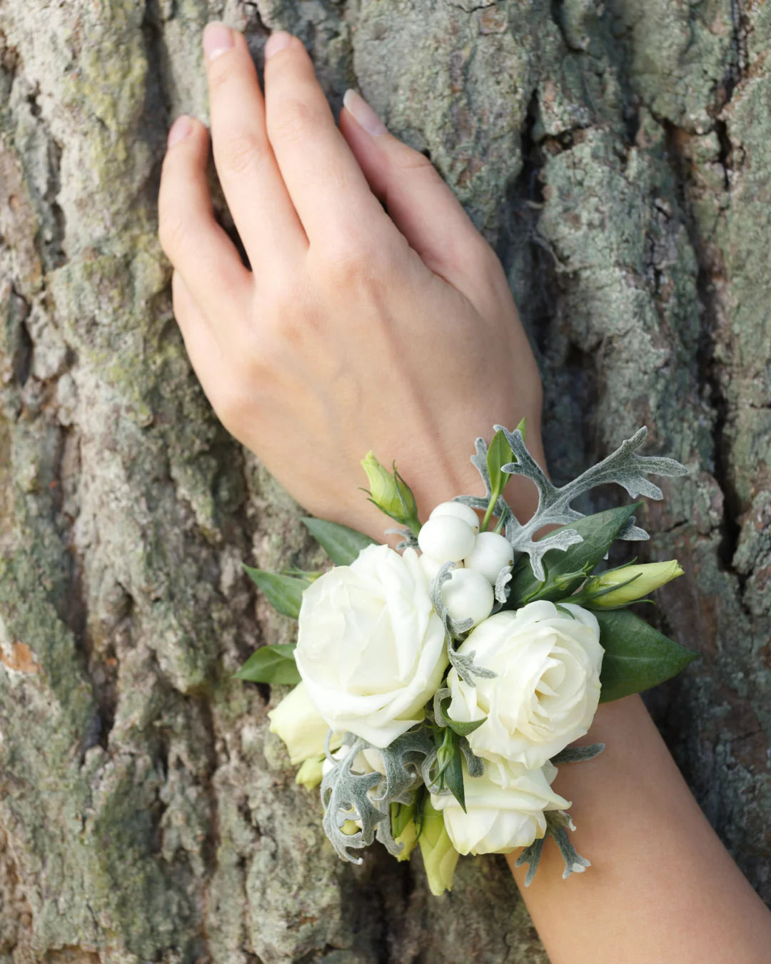 Pure white Corsage & Boutonnier