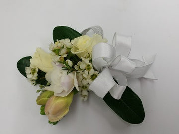 WC-White Wrist Corsage